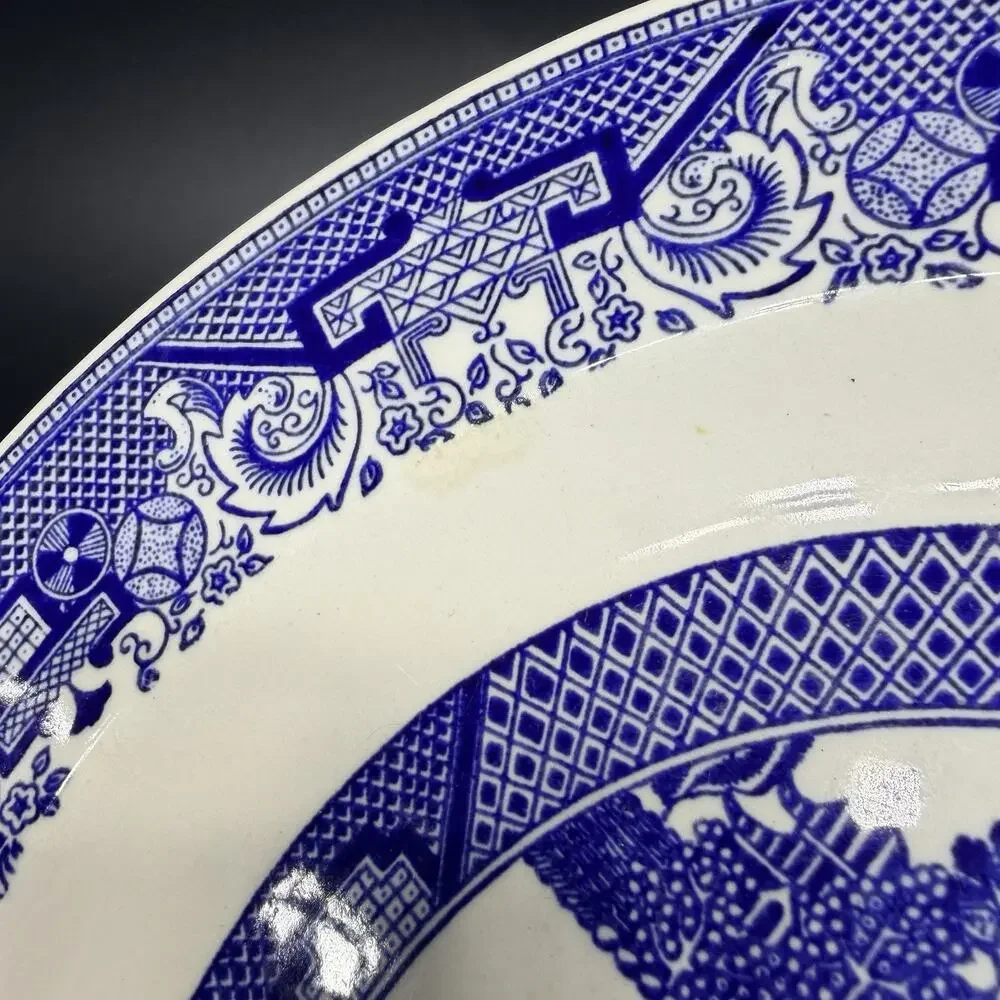 Set 2 Vtg Royal China Blue White Willow Ware 10” Dinner Plates Underglaze
